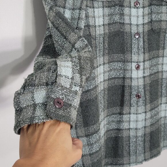 TanJay Women's Green Casual Plaid Flannel Collared Long Sleeve Button Shirt 12 - Picture 6 of 15